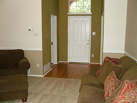 2nd image of 7460 Buckskin Ct