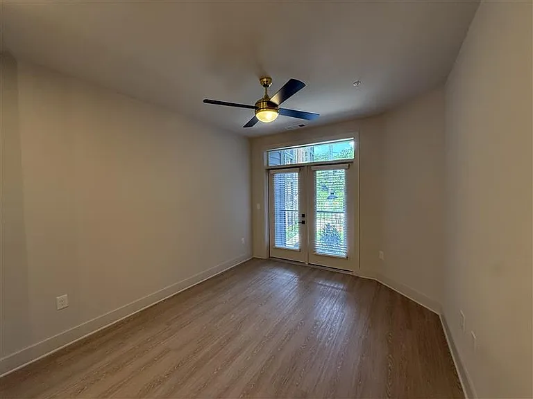 District on the Etowah Apartments — Photo 646