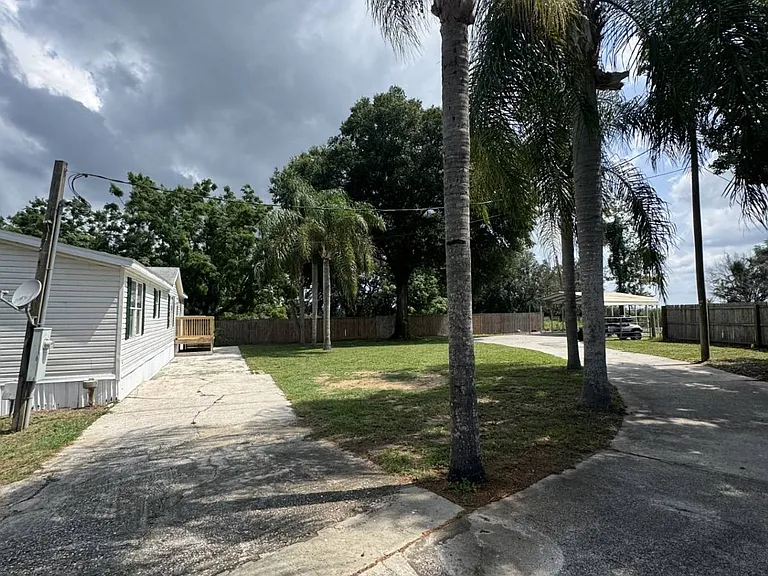 11306 Ewing Dr — Photo 5