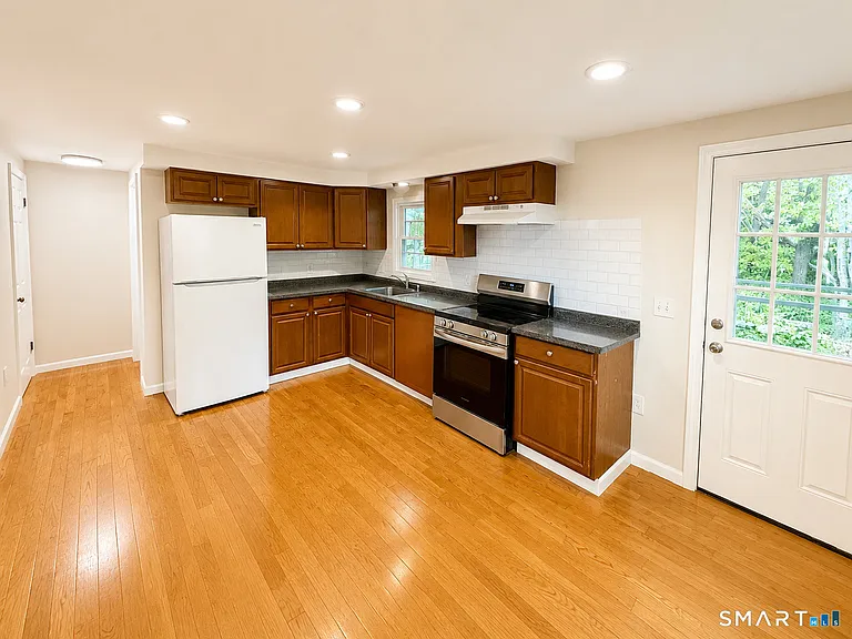 56 Doman Dr — Photo 3