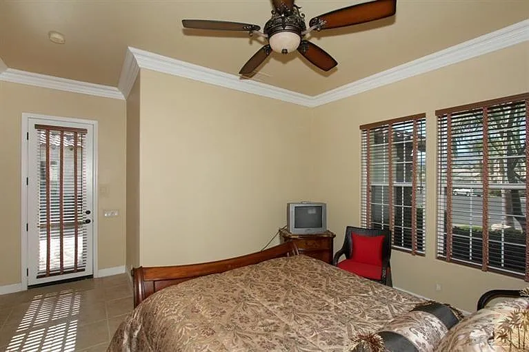 51016 Marbella Ct — Photo 21