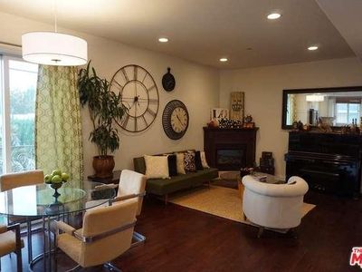 15014 Magnolia Blvd APT 6, Sherman Oaks, CA, 91403
