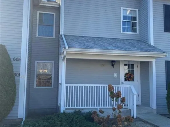 720 Putnam Pike APT 605, Smithfield, RI 02828