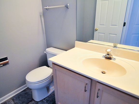 5th image of 2804 Kentshire Ct