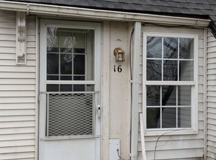 16 Sawmill Rd, Leola, PA 17540