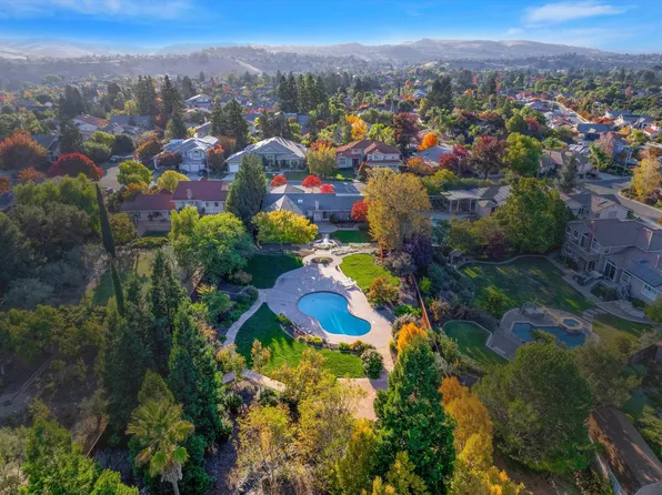 3463 Meadowlands Ln, San Jose, CA 95135