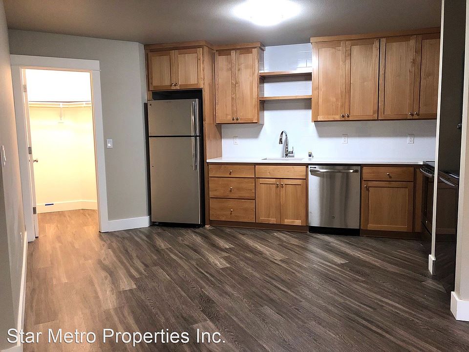 1st image of 2340 SE 50th Ave APT 8