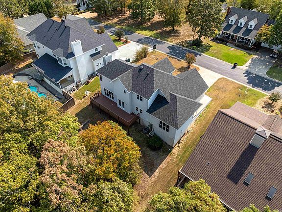 4th image of 106 Hunterscove Ct