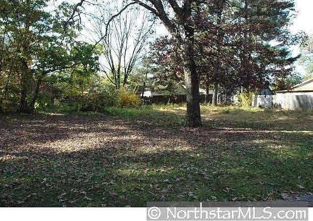 2nd image of 221 Birch Road