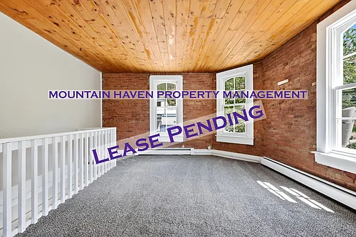 401 Rose St Photo 1