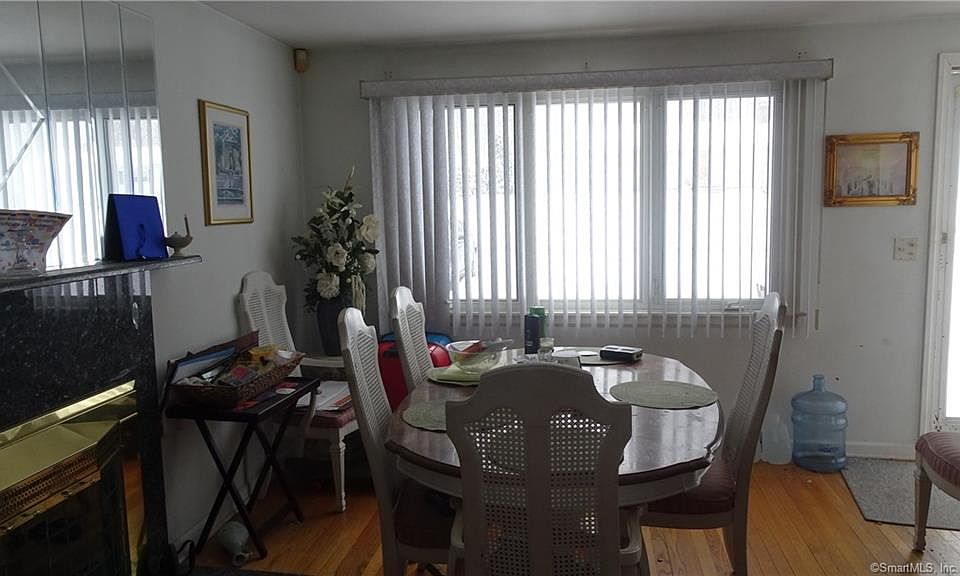 2nd image of 280 Forest Dr
