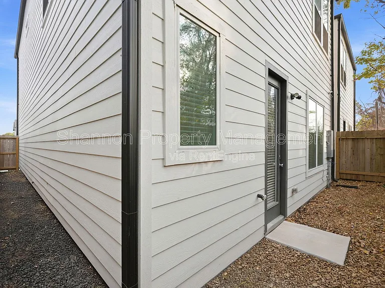 4605 Lavatera St — Photo 20