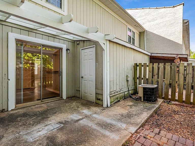 5729 Bramblegate Dr #F — Photo 14