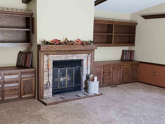 Great room vaulted ceiling, 