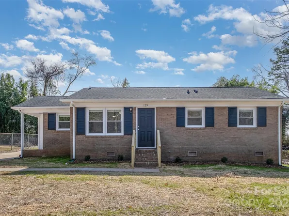 129 Short Hills Dr, Charlotte, NC 28217
