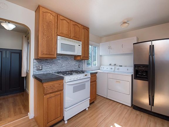3rd image of 295 Elm Ave