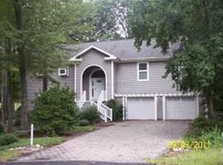 275 Windjammer Rd, Ocean Pines, MD 21811