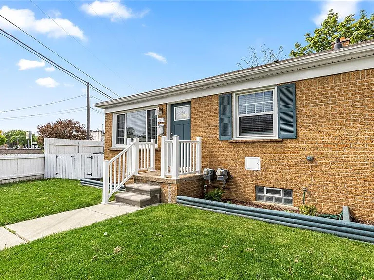 3614 Starr Rd — Photo 4