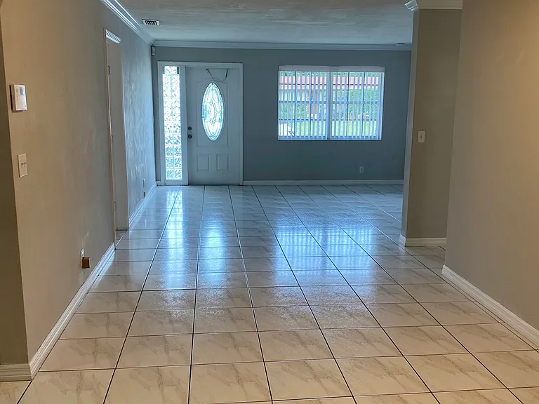 635 Casper Ave — Photo 4