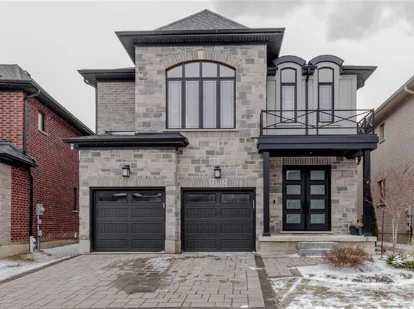 130 Pondcliffe Dr, Kitchener, ON N2R 0M4