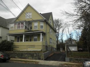 146 Englewood Ave, Bridgeport, CT 06606