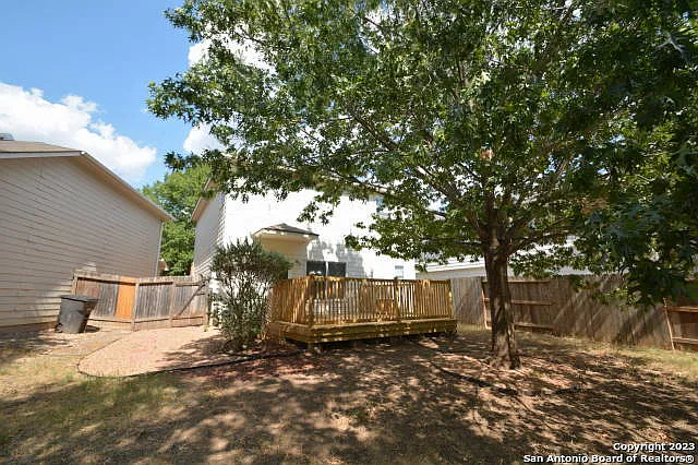 3 bed, 2.5 bath, 1516 sqft, $1,850 — Photo 4