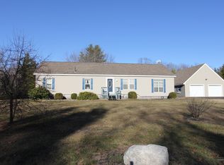 87 Winterbrook Rd, Mechanic Falls, ME 04256