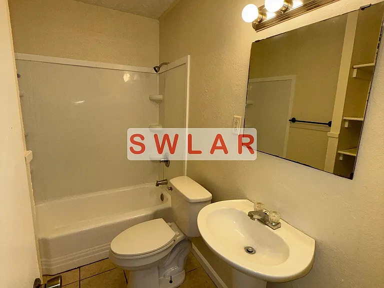 4228 Worthy Dr — Photo 9