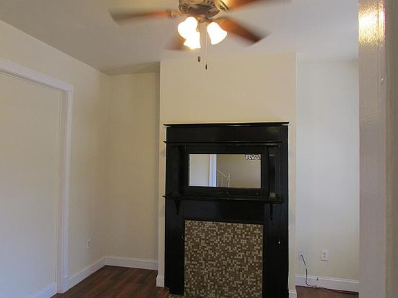 2nd image of 2022 Parkwood Ave #2022PARK