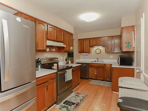 4th image of 4790 Darby Ct
