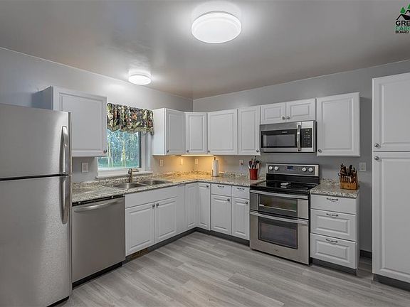 3rd image of 970 Land Otter Dr