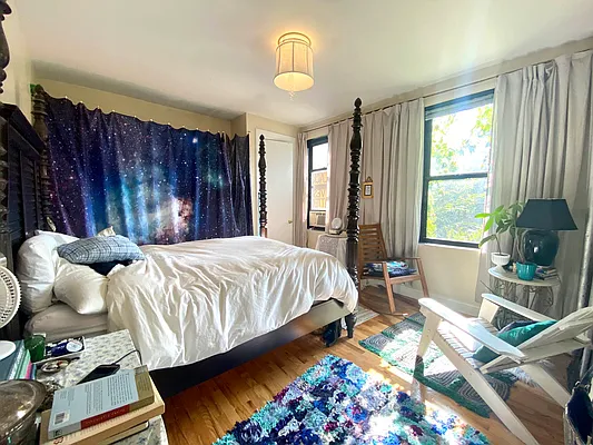 Rented by Lang Realty LLC | media 17