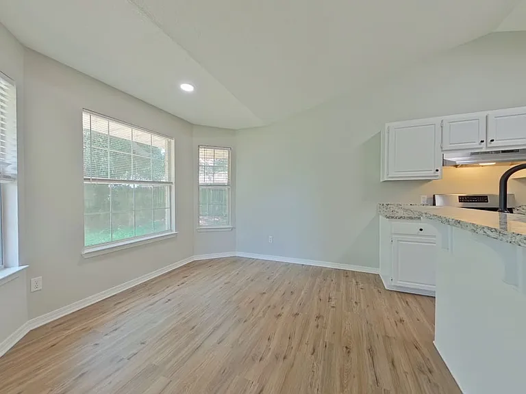 5405 Josh Dr — Photo 10