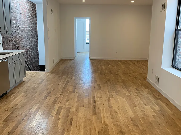 459 Shepherd Ave #2 — Photo 8
