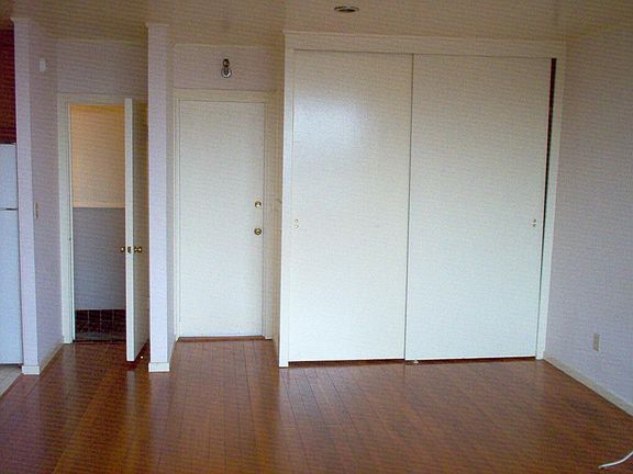 3rd image of 155 Pfeiffer St APT D