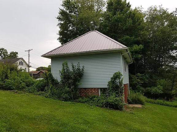 Garage-Side View