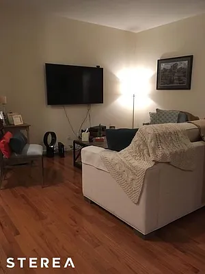 Rented by Sterea Agency | media 10