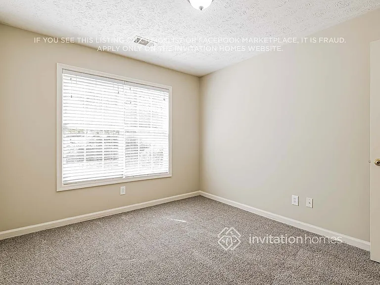 2604 Carolina Ct — Photo 13