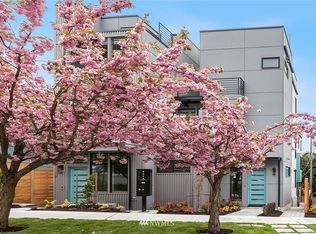 2415 B North St #75, Seattle, WA 98103