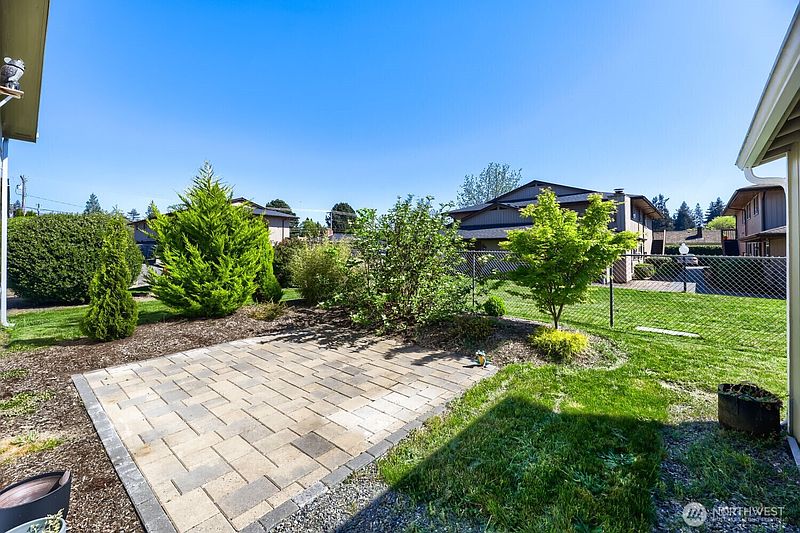 2nd image of 7508 47th Avenue NE #14