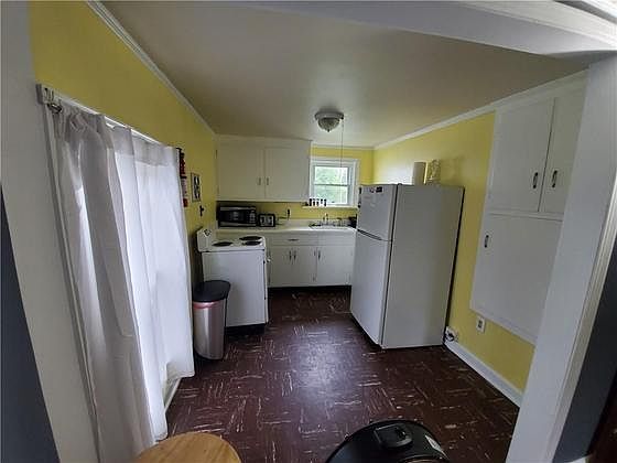 1st image of 128 Meadville St #B