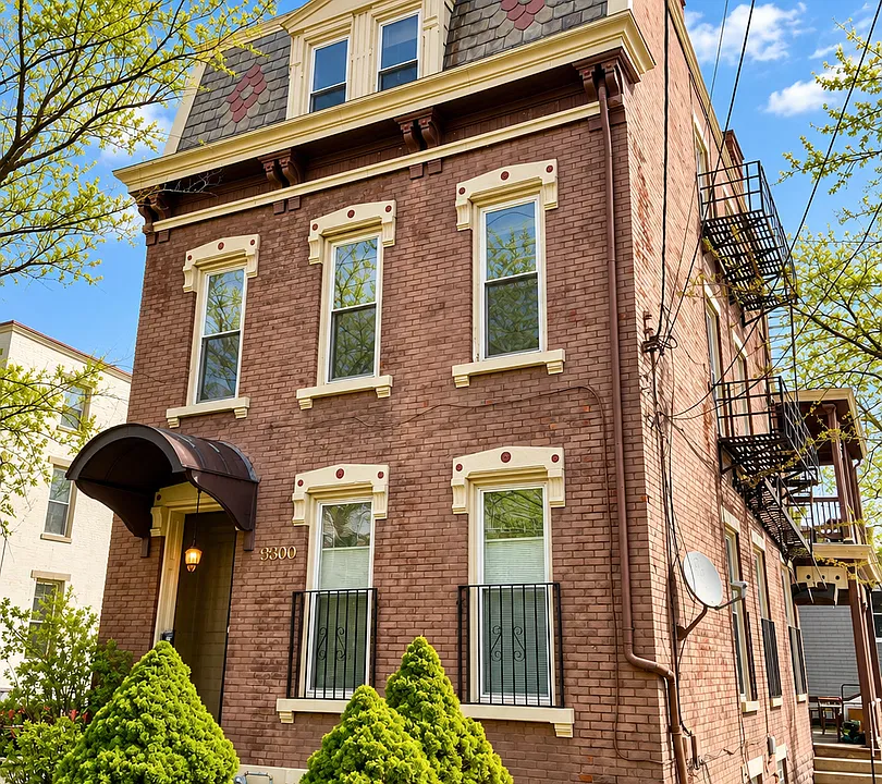 2800 Euclid Ave