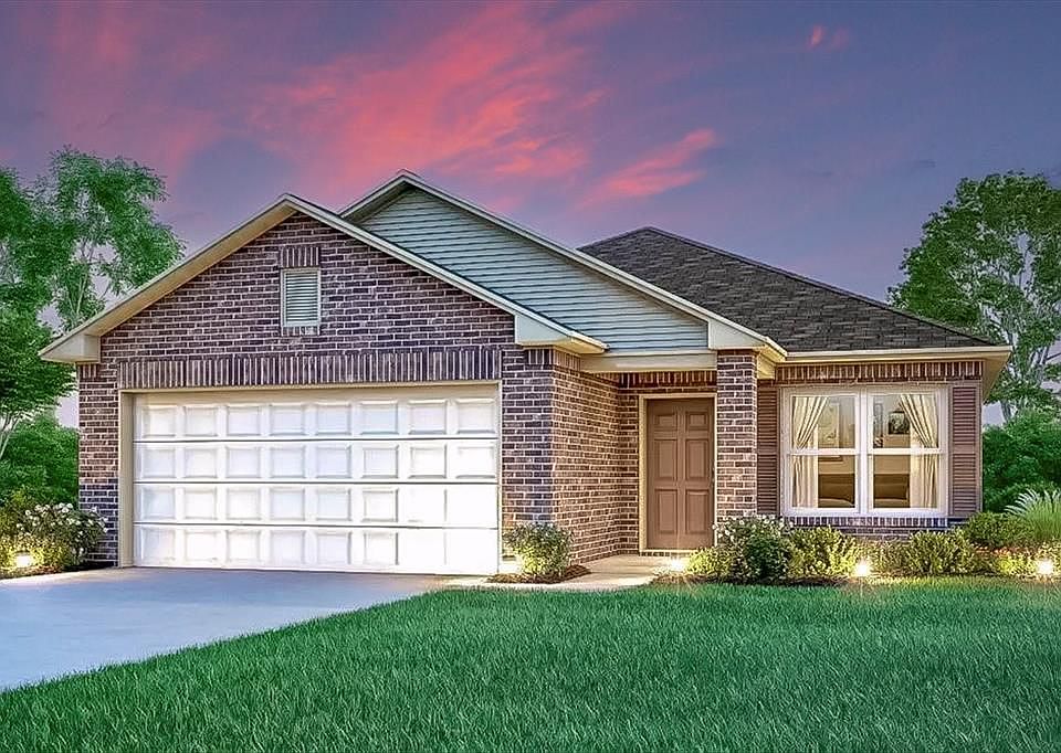 1st image of 199 Bellewood Manor Dr