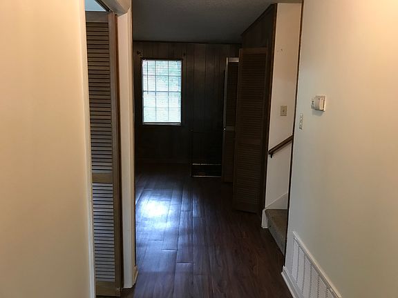4th image of 9416 Northedge Rd