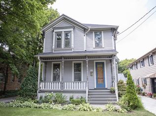 1227 Glenview Ave, Wauwatosa, WI 53213