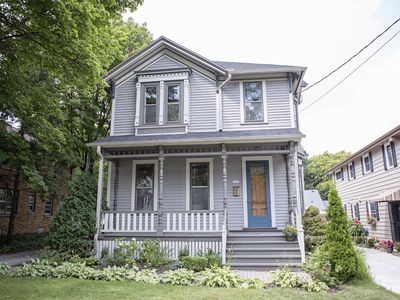 1227 Glenview Ave, Wauwatosa, WI, 53213