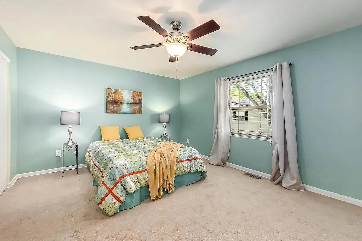 2 bed, 1176 sqft, $1,850 — Photo 4