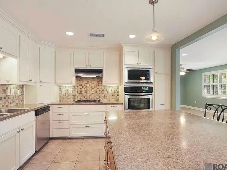 2166 Silverest Ave — Photo 4