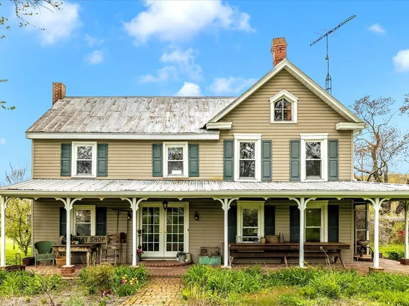 25210 Cascade Rd, Cascade, MD 21719