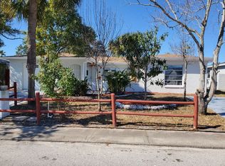 9841 Woodstock Ln, Port Richey, FL 34668